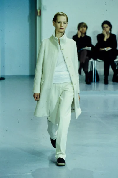 Look 1